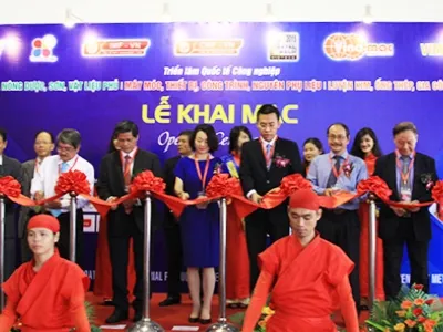 Sản phẩm trien lam quoc te ve cong nghe ky thuat han cat va gia cong kim loai viet nam lan thu 5 metalweld 2016 00724_400x300 — Cơ Khí Cường Phát - Công Ty TNHH SX Cơ Khí Cường Phát — MST 0313355949