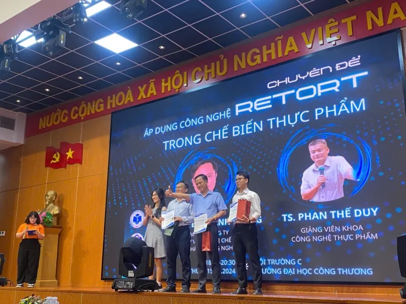 Sản phẩm trong nghia tham du hoi thao ve noi tiet trung tai truong dai hoc cong thuong — Công Ty TNHH Máy Và Thiết Bị Chế Biến Thực Phẩm Trọng Nghĩa — MST 0313378569
