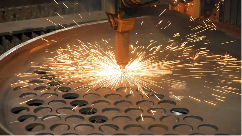 Sản phẩm 5 loi ich khi su dung dich vu cat kim loai tam cnc — Gia Công Cơ Khí Sơn Vũ - Công Ty CP Tự Động Hóa Sơn Vũ — MST 0313425699