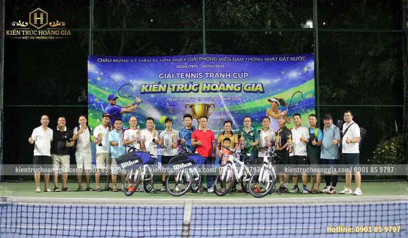 Sản phẩm trao giai tennis tranh cup kien truc hoang gia 20226 — Công Ty Thiết Kế Xây Dựng Kiến Trúc Hoàng Gia — MST 0313459070