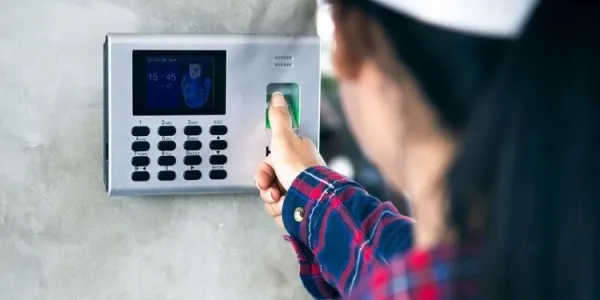 Sản phẩm may cham cong van tay loai nao tot 600x300w — Công Ty TNHH Thương Mại Công Nghệ Đăng Nguyễn — MST 0313463479