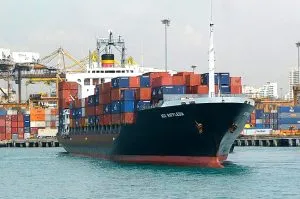 Sản phẩm tau1 300x199 — Công Ty TNHH Vận Tải Quốc Tế Tuấn Phong — MST 0313477665