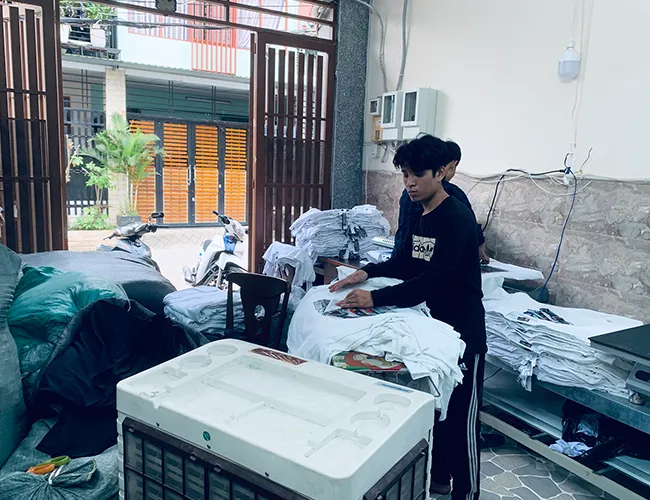 Sản phẩm in pet dtf 23 — Công Ty TNHH In ấn May Mặc Thời Trang Hùng Thiên — MST 0313540772