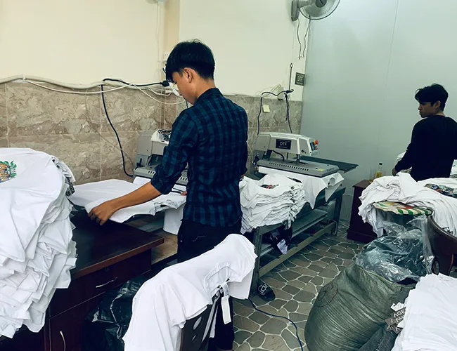 Sản phẩm in pet dtf 24 — Công Ty TNHH In ấn May Mặc Thời Trang Hùng Thiên — MST 0313540772