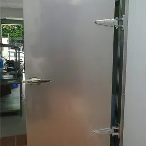 Sản phẩm cua ban le kho lanh o ha noi 300x300 — Công Ty TNHH Thương Mại Dịch Vụ Cơ Điện Lạnh Nguyên Bảo — MST 0313563145
