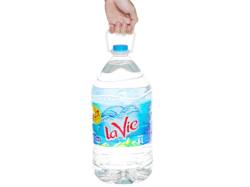 Sản phẩm chai nuoc khoang la vie 6 lit698283599335 — Công Ty TNHH Thương Mại Dịch Vụ Và Đầu Tư Vương Anh Phát — MST 0313593252