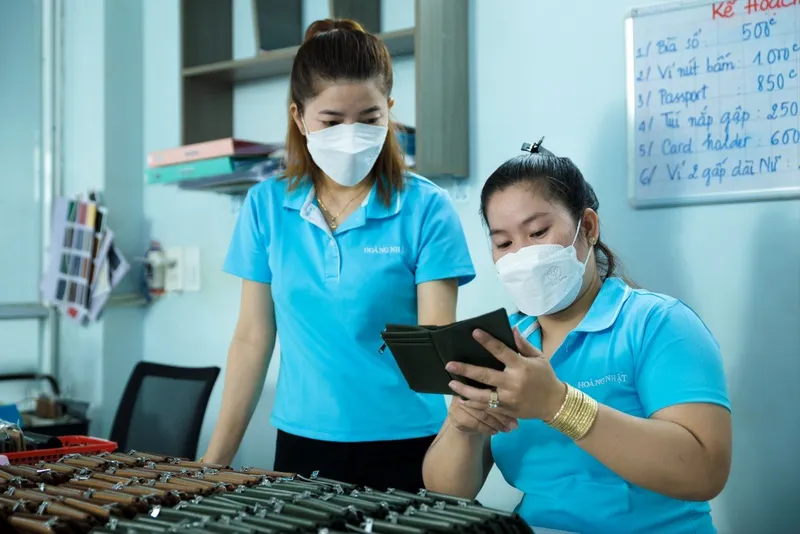 Sản phẩm img new 7 — Đồ Da Hoàng Nhật - Công Ty TNHH Sản Xuất Đầu Tư May Da Hoàng Nhật — MST 0313619214