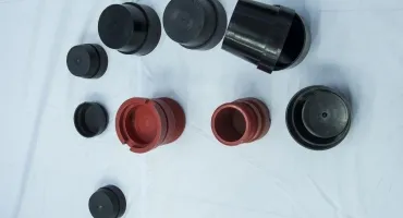 Sản phẩm cac loai chup nhua 4508.JPG — Cao Su Nhựa Hồng Phúc - Công Ty TNHH Cao Su Nhựa Hồng Phúc — MST 0313629540