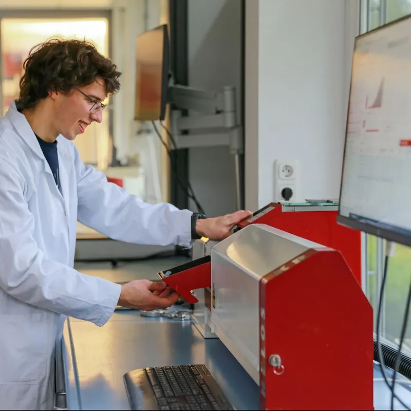 Sản phẩm Particle Size Analyzer — Công ty TNHH Thương mại dịch vụ Quốc Tế M&T — MST 0313634290