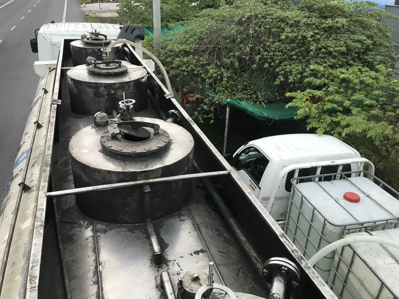 Sản phẩm z5568496466885 10b9d6e2b59be9b09fd7f323f8850044 — Cồn Gạo Lan Hoàng Thảo - Công Ty TNHH Lan Hoàng Thảo — MST 0313647074