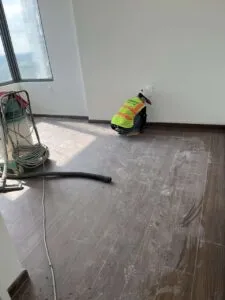 Sản phẩm Ve sinh cong nghiep quan 4 11 225x300 — Công Ty TNHH Maxxservice Việt Nam — MST 0313832503