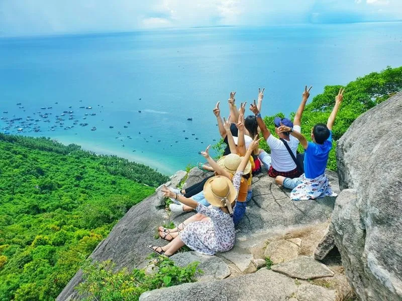 Sản phẩm HON SON — SaigonQueen Travel - Công Ty TNHH Du Lịch Truyền Thông Và Sự Kiện SaigonQueen — MST 0313892005