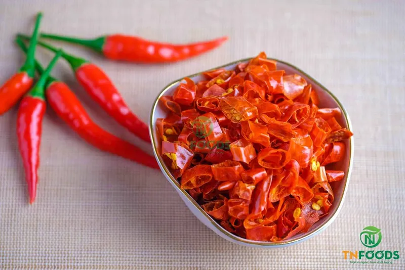 Sản phẩm Ớt sấy khoanh Dried Chili Web 1024x683 — Công Ty CP Đầu Tư Và Sản Xuất Nông Sản Trình Nhi — MST 0313903296