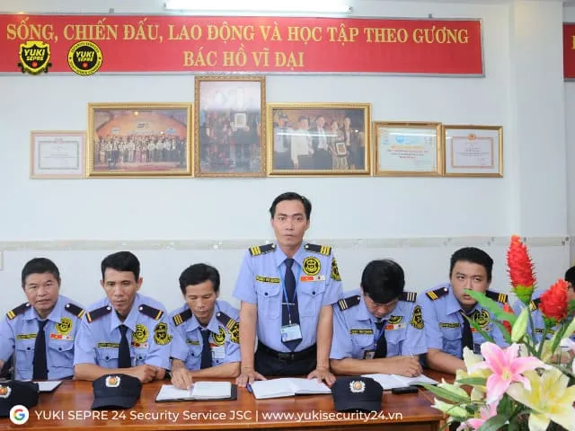 Sản phẩm Tai sao chi phi thue dich vu bao ve lai khac nhau — Công Ty TNHH Dịch Vụ Bảo Vệ Yuki Security 24 — MST 0313929382