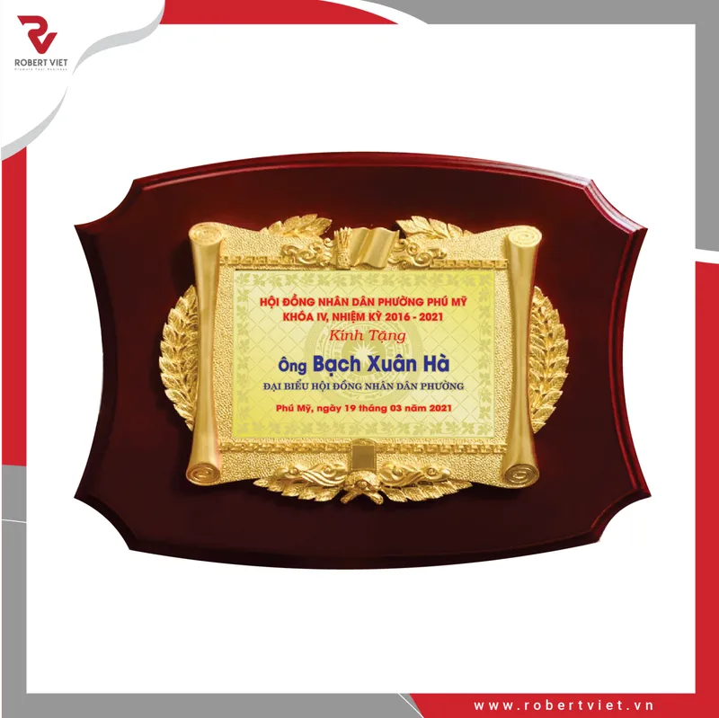 Sản phẩm Bảng Vinh Danh Gỗ Dồng 03 1600x1597 — Công Ty TNHH RobertViet — MST 0313933036