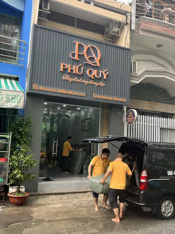 Sản phẩm anh giao hang — Quần áo Bảo Hộ Lao Động Phú Quý - Công Ty CP Sản Xuất Thương Mại May Phú Quý — MST 0313961851
