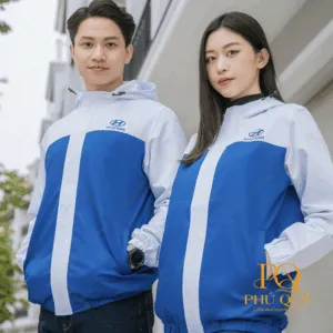 Sản phẩm thumbnail ao khoac dong phuc 300x300 — Quần áo Bảo Hộ Lao Động Phú Quý - Công Ty CP Sản Xuất Thương Mại May Phú Quý — MST 0313961851