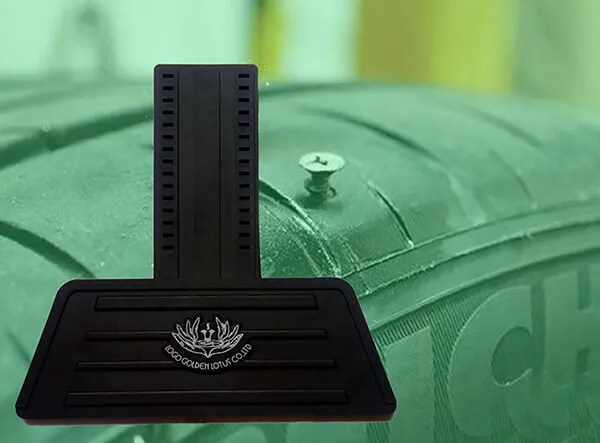 Sản phẩm Tấm chắn đinh xe máy màu đen in một lớp hoa màu xám — Logo Nhựa Dẻo Sen Vàng - Công Ty TNHH Một Thành Viên Logo Sen Vàng — MST 0313990997