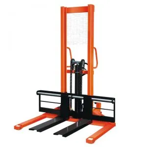 Sản phẩm xe nâng tay cao chân khuỳnh 300x300 — Công Ty TNHH Thương Mại Dịch Vụ Kỹ Thuật HQ — MST 0314002093