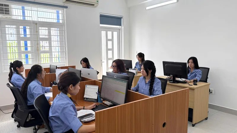 Sản phẩm z6418754114479_0d1c131d39d2ee64c37cb5b6aa8deb201 — Công Ty TNHH Đầu Tư XNK Vận Tải Hoàng Minh — MST 0314026665