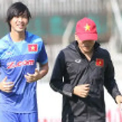 Sản phẩm danhsachdoituyenvietnamduaffcup 5562.jpg — Công Ty TNHH Sản Xuất Thương Mại Và Dịch vụ Vận Tải Trường Thịnh — MST 0314092146