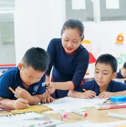 Sản phẩm Rectangle 808 — Trường Quốc Tế Học Viện Anh Quốc UK Academy - Chi Nhánh Hồ Chí Minh — MST 0314206146