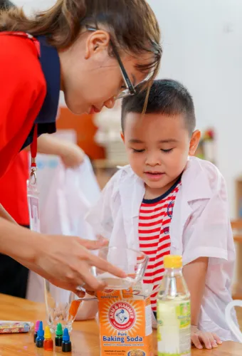 Sản phẩm Rectangle 815 — Trường Quốc Tế Học Viện Anh Quốc UK Academy - Chi Nhánh Hồ Chí Minh — MST 0314206146