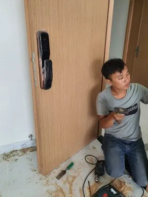 Sản phẩm khoá ab 14 lắp ở nhà anh thành tại chung cư saigon avenue 300x400 — Công Ty TNHH Thương Mại SERICA — MST 0314234111