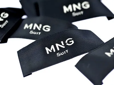 Sản phẩm nhan det satin — Công Ty TNHH Golden Label Việt Nam — MST 0314279391