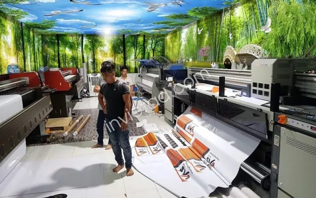 Sản phẩm in uv cuon 640x400 — Công Ty TNHH Thương Mại Xây Dựng Và Quảng Cáo VIETAD — MST 0314307070