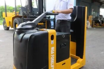 Sản phẩm z4221362837052_50627f2532b704fd3eb82392f4707aff 350x233 — Xe Nâng MGA - Công Ty Cổ Phần Xe Nâng MGA — MST 0314420453