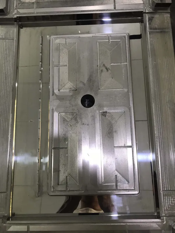 Sản phẩm gia cong khuon mau 40 — Xử Lý Bề Mặt Đánh Bóng Khuôn Mẫu ST -TECH - Công Ty TNHH ST -TECH — MST 0314427240