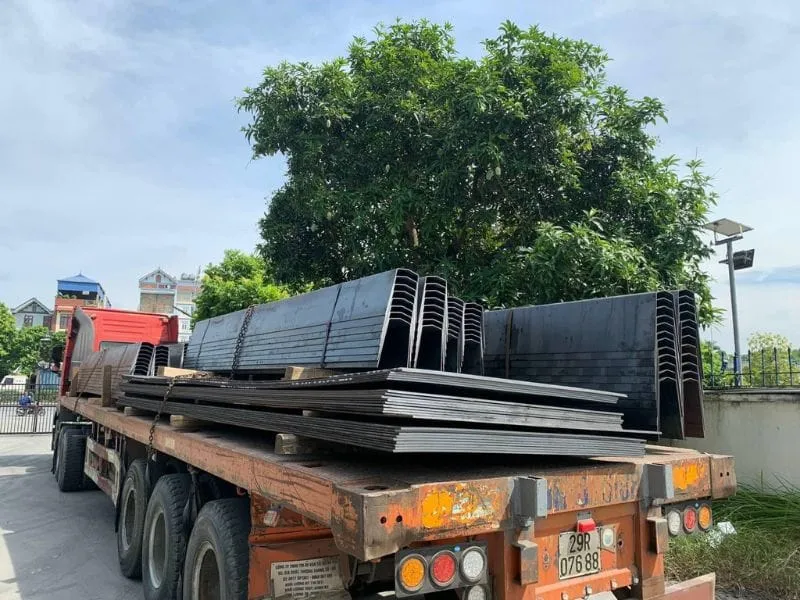Sản phẩm Thep tam va thep tam gia cong thanh pham ve du an Binh Phuoc — Công Ty TNHH TM DV Vật Liệu Xây Dựng Đông Dương SG — MST 0314451282