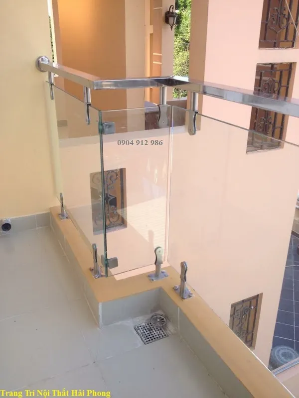 Sản phẩm lan can kinh cuong luc 3 — Công Ty TNHH Xây Dựng Và Trang Trí Nội Thất Hải Phong — MST 0314474018