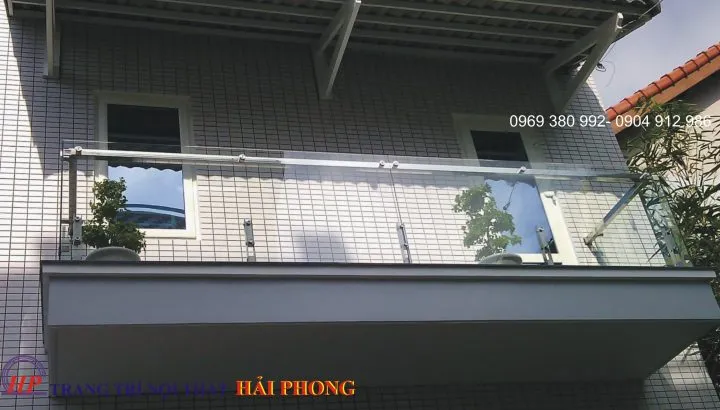 Sản phẩm lan can kinh cuong luc 46 e1525336705572 — Công Ty TNHH Xây Dựng Và Trang Trí Nội Thất Hải Phong — MST 0314474018