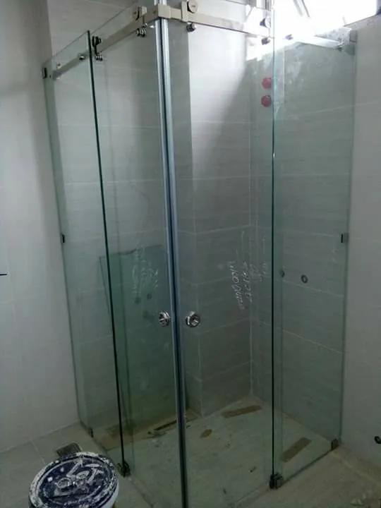 Sản phẩm phong tam kinh cua truot 8 — Công Ty TNHH Xây Dựng Và Trang Trí Nội Thất Hải Phong — MST 0314474018