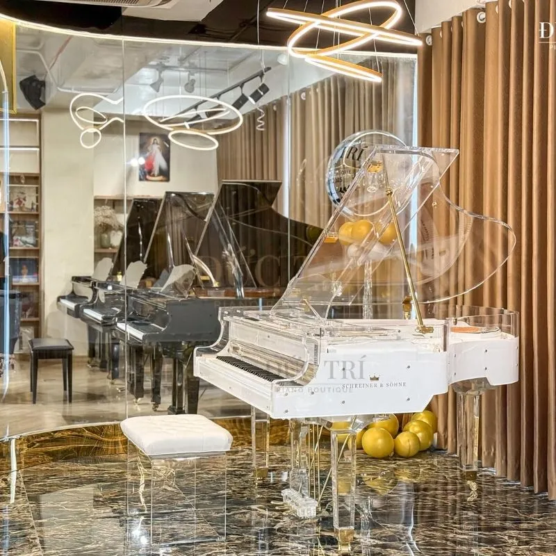 Sản phẩm Showroom trung bay dan piano cao cap tai Duc Tri Piano Boutique — Nhạc Cụ Đức Trí - Công Ty TNHH Âm Nhạc Đức Trí — MST 0314524702