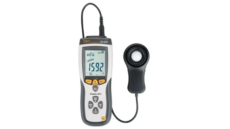 Sản phẩm may do cuong do anh sang flm 400 data geo fennel 1080 607 min — Công Ty TNHH Thiết Bị Lê Quốc — MST 0314562176