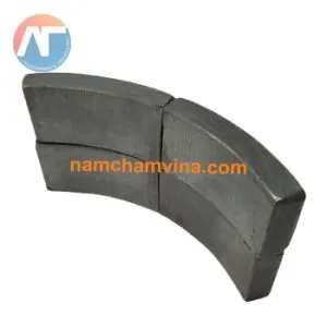 Sản phẩm nam cham ferrite cong 02 300x300 — Công Ty TNHH Phụ Kiện Và Công Nghệ ANT Việt Nam — MST 0314591226