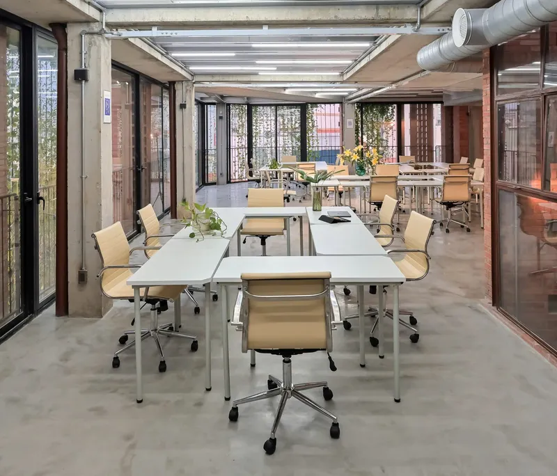 Sản phẩm premier office nguyen van mai e1750161808198 — Saigon Office - Công Ty TNHH Saigon Office — MST 0314600248