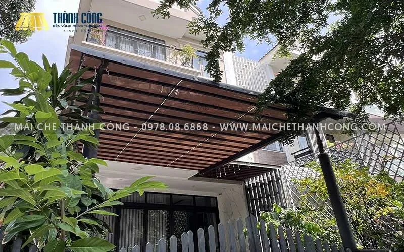 Sản phẩm mai che polycarbonate 1 — Lắp Đặt Mái Che Mái Hiên HCM - Công Ty TNHH Cơ Khí Mái Hiên Vạn Thành Công — MST 0314641903