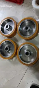 Sản phẩm thay banh xe nang dien pu_300x300 — Công Ty TNHH Sản Xuất Cao Su Hoàng Anh — MST 0314651958