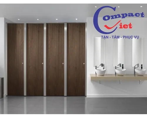 Sản phẩm vach ngan ve sinh 501 500x400 1 — Vách Ngăn Compact Việt - Công Ty TNHH Đầu Tư Và Xây Dựng 4H — MST 0314691157