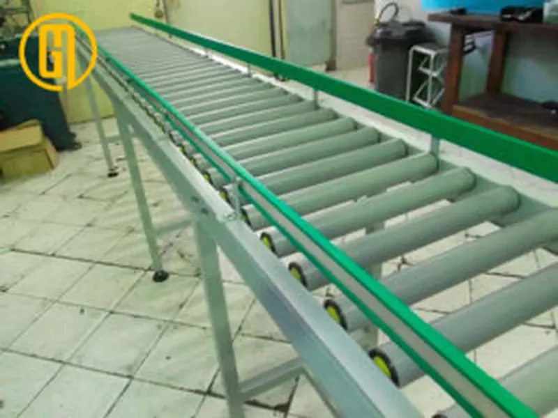 Sản phẩm bang tai con lan nhua 4 300x225.jpg — Công Ty TNHH Chuyển Động Toàn Cầu — MST 0314780985