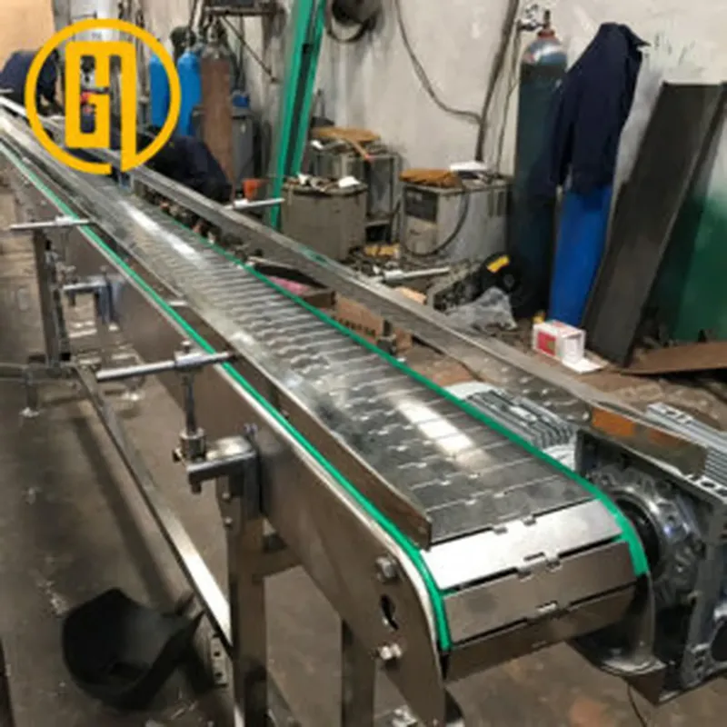 Sản phẩm bang tai xich 300x300.jpg — Công Ty TNHH Chuyển Động Toàn Cầu — MST 0314780985
