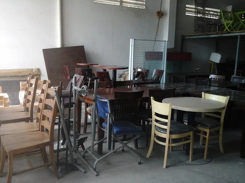 Sản phẩm thu mua hang thanh ly 6 — Công Ty TNHH Thương Mại Xây Dựng Và Dịch Vụ Vận Tải Cơ Giới Đại Tín Trung — MST 0314859240