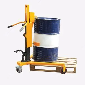 Sản phẩm xe nang thung phuy tren pallet 300x300 — Xe Nâng Tay Quỳnh Vy - Công Ty TNHH Công Nghiệp Quỳnh Vy — MST 0314901527