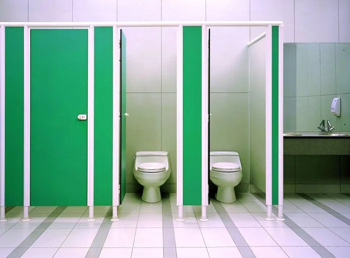 Sản phẩm vach ngan ve sinh TPK 12 s 2971 — Phụ Kiện Nhôm Kính Phúc Khang - Công Ty TNHH TMDV Đầu Tư Xây Dựng Phúc Khang — MST 0314936079