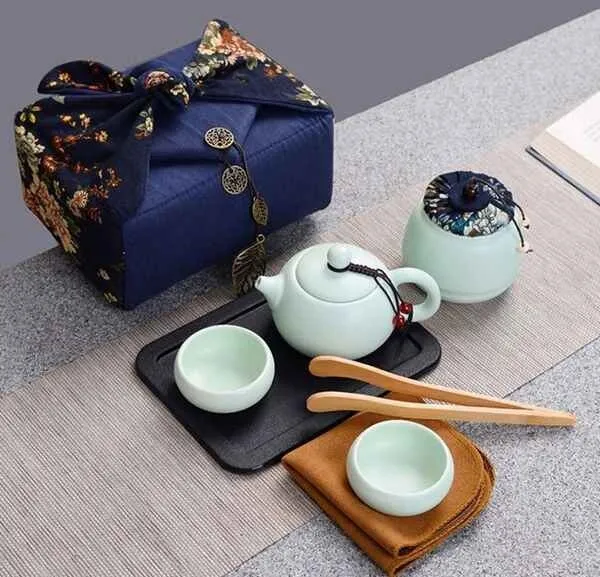 Sản phẩm van hoa qua tet doanh nghiep 4zdpsdzi — Công Ty TNHH TM DV PT Minh An — MST 0314965898