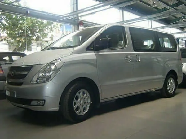Sản phẩm thue xe du lich 9 cho 01 — Công Ty TNHH Vận Tải Hiệp Phát — MST 0314969885